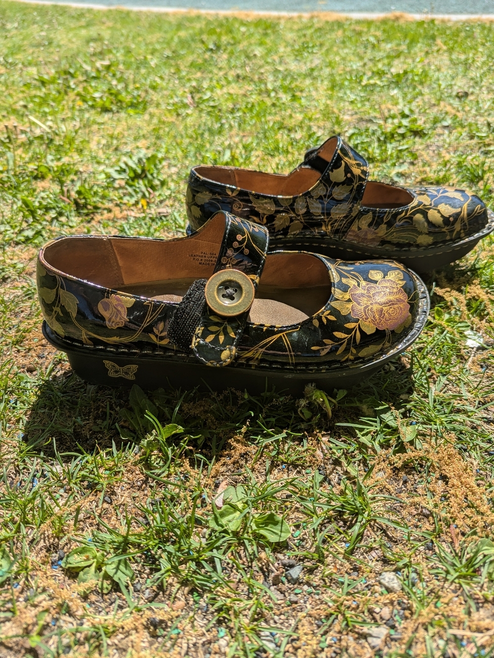 Alegria Black Rose Mary Jane Platform Shoes Floral Print Patent Leather 37